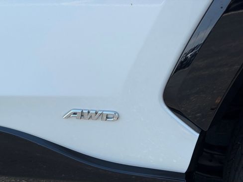 Used 2025 Toyota RAV4 SE AWD/4WD image 29