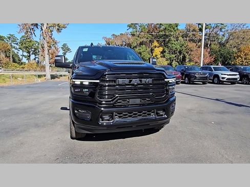 New 2026 RAM 2500 Laramie w/ Night Edition AWD/4WD image 37