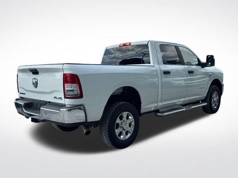 Used 2024 RAM 2500 Big Horn w/ Off Road Package AWD/4WD image 6