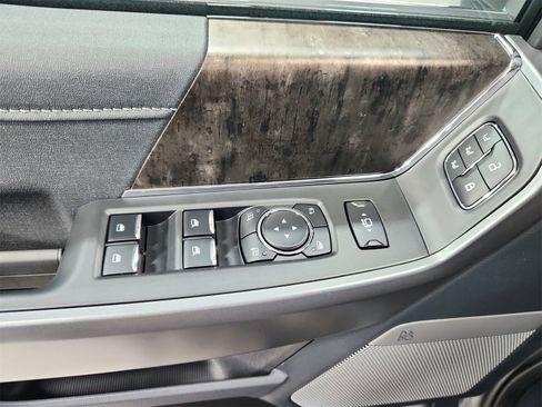 New 2026 Ford F250 Lariat w/ Lariat Ultimate Package image 41