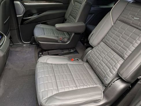 New 2026 Cadillac Escalade Platinum Sport w/ LPO, ONYX Package image 22