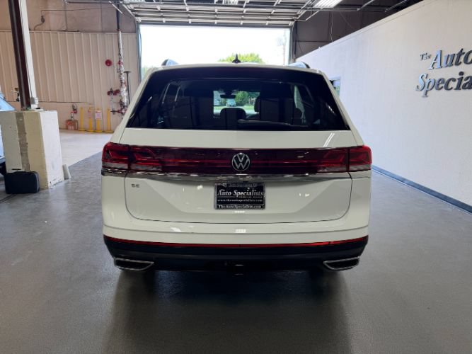Used 2025 Volkswagen Atlas SE FWD image 5