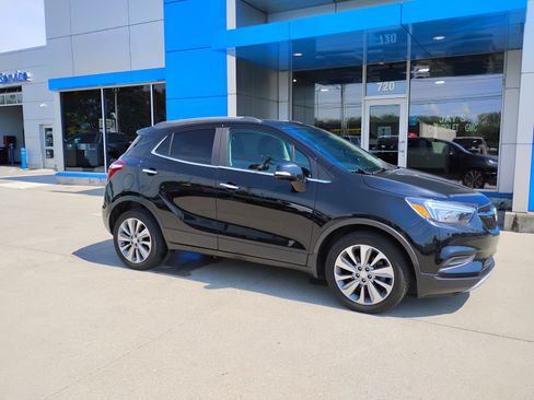 Used 2019 Buick Encore Preferred FWD image 4