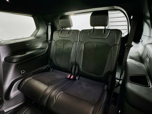 Used 2023 Jeep Grand Cherokee L Laredo image 28