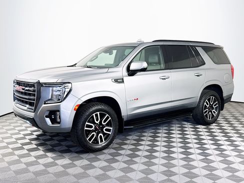 Used 2023 GMC Yukon AT4 AWD/4WD image 4