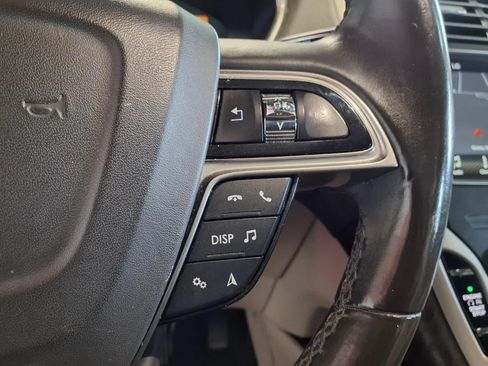 Used 2019 Lincoln Nautilus Reserve AWD/4WD image 25