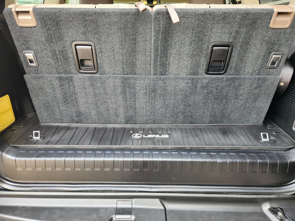 Used 2022 Lexus GX 460 Premium w/ Premium Package AWD/4WD image 34