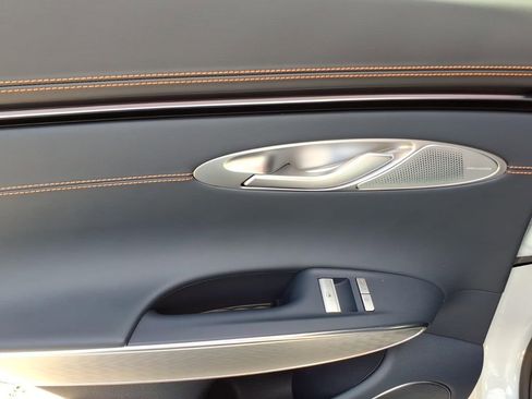 New 2026 Genesis GV70 2.5T Sport Prestige AWD/4WD image 9