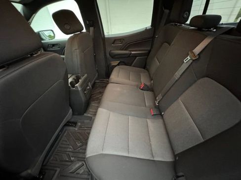 Used 2023 Chevrolet Colorado Trail Boss AWD/4WD image 28