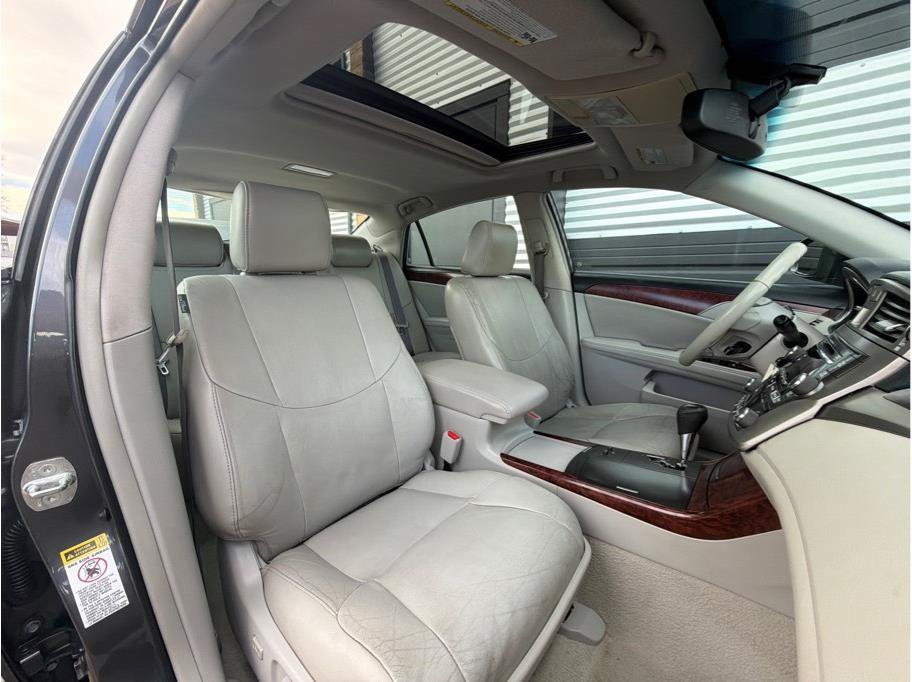 Used 2011 Toyota Avalon FWD image 20
