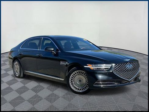 Used 2022 Genesis G90 3.3T Premium RWD image 1