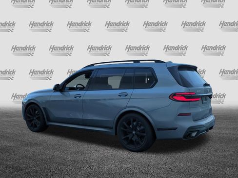 Used 2026 BMW X7 xDrive40i w/ Executive Package AWD/4WD image 8