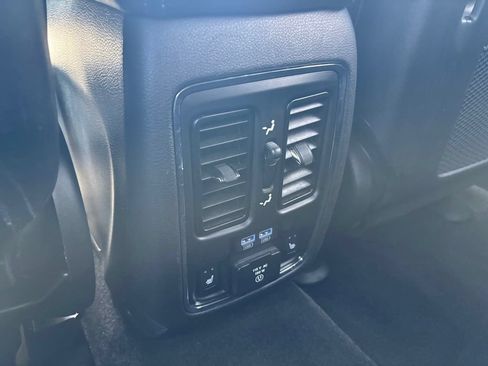 Used 2021 Jeep Grand Cherokee Overland w/ Protech Group AWD/4WD image 16