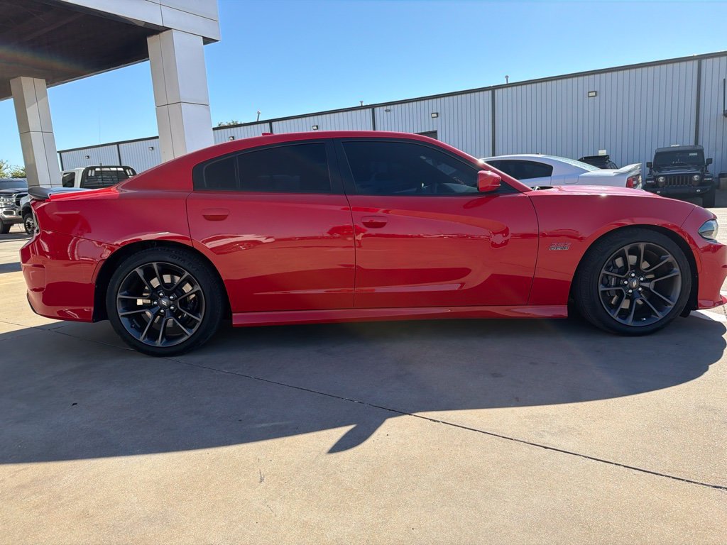 Used 2022 Dodge Charger Scat Pack RWD image 2