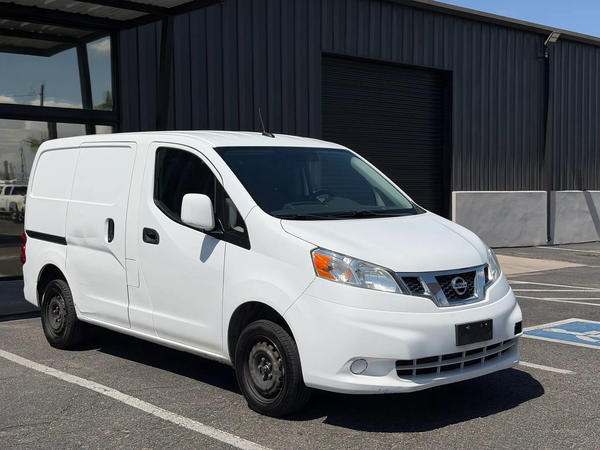Used 2020 Nissan NV200 SV w/ Back Door Glass Package FWD image 10