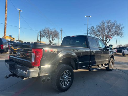 Used 2017 Ford F350 Lariat w/ Lariat Ultimate Package image 3