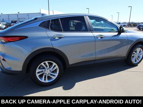 Used 2024 Buick Envista Preferred w/ Advanced Safety Package image 5