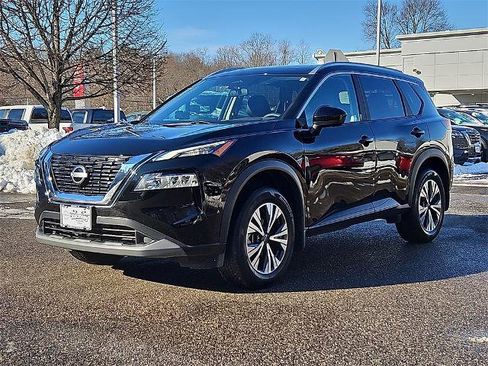 Certified 2023 Nissan Rogue SV w/ SV Premium B Package image 3