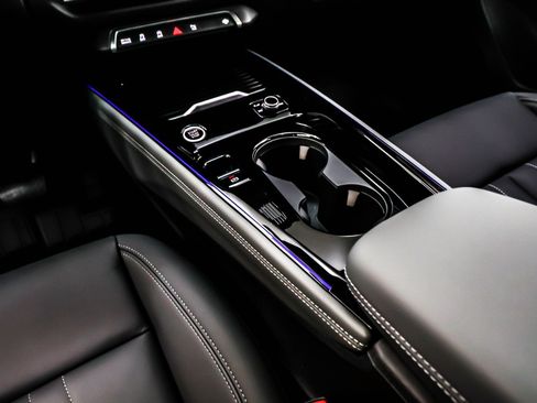 New 2026 Audi Q3 quattro 2.0T image 6