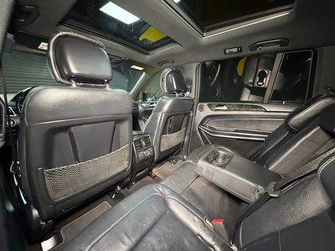 Used 2017 Mercedes-Benz GLS 550 GLS 550 Sport Utility 4D w/ Driver Assistance Package image 27