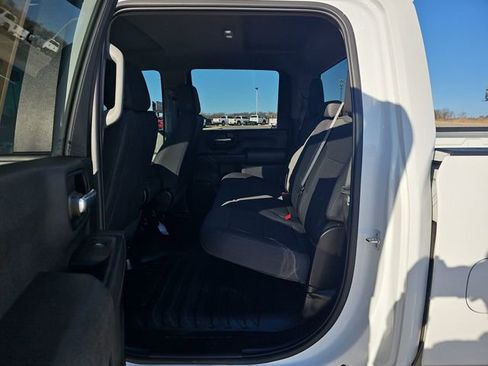 Used 2025 Chevrolet Silverado 2500 W/T image 24