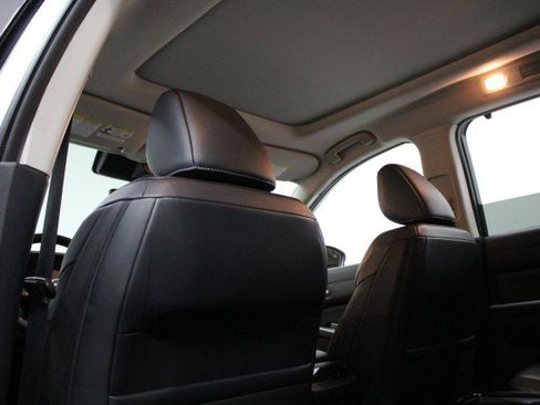 Used 2024 Nissan Pathfinder SL w/ SL Premium Package image 27