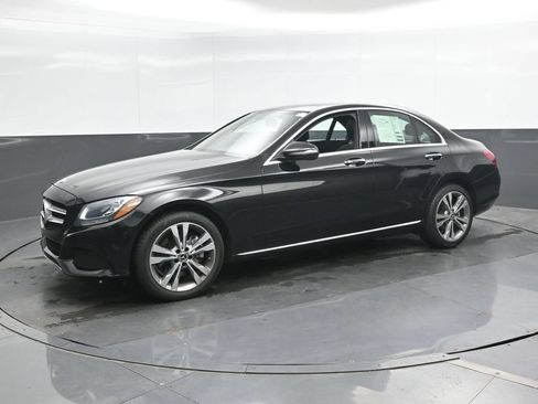 Used 2018 Mercedes-Benz C 300 4MATIC Sedan image 7