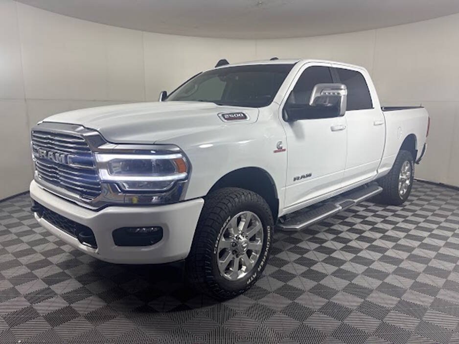 Used 2023 RAM 2500 Laramie AWD/4WD image 5