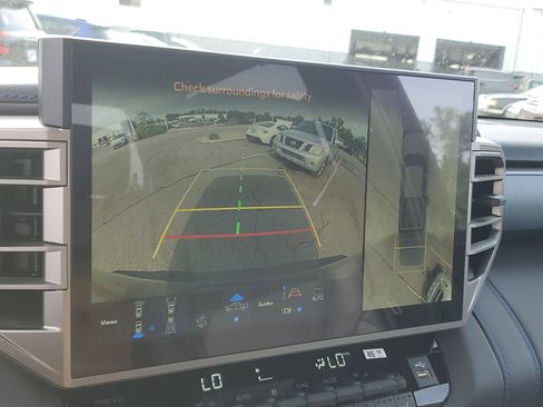 New 2026 Toyota Tundra Platinum AWD/4WD image 28