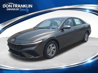 New 2026 Hyundai Elantra SE FWD 360° Tour