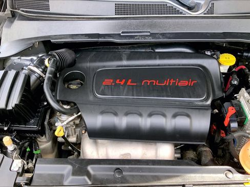 Used 2017 Jeep Compass Limited image 29