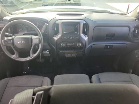 Used 2019 Chevrolet Silverado 1500 Custom Trail Boss w/ Custom Convenience Package AWD/4WD image 28