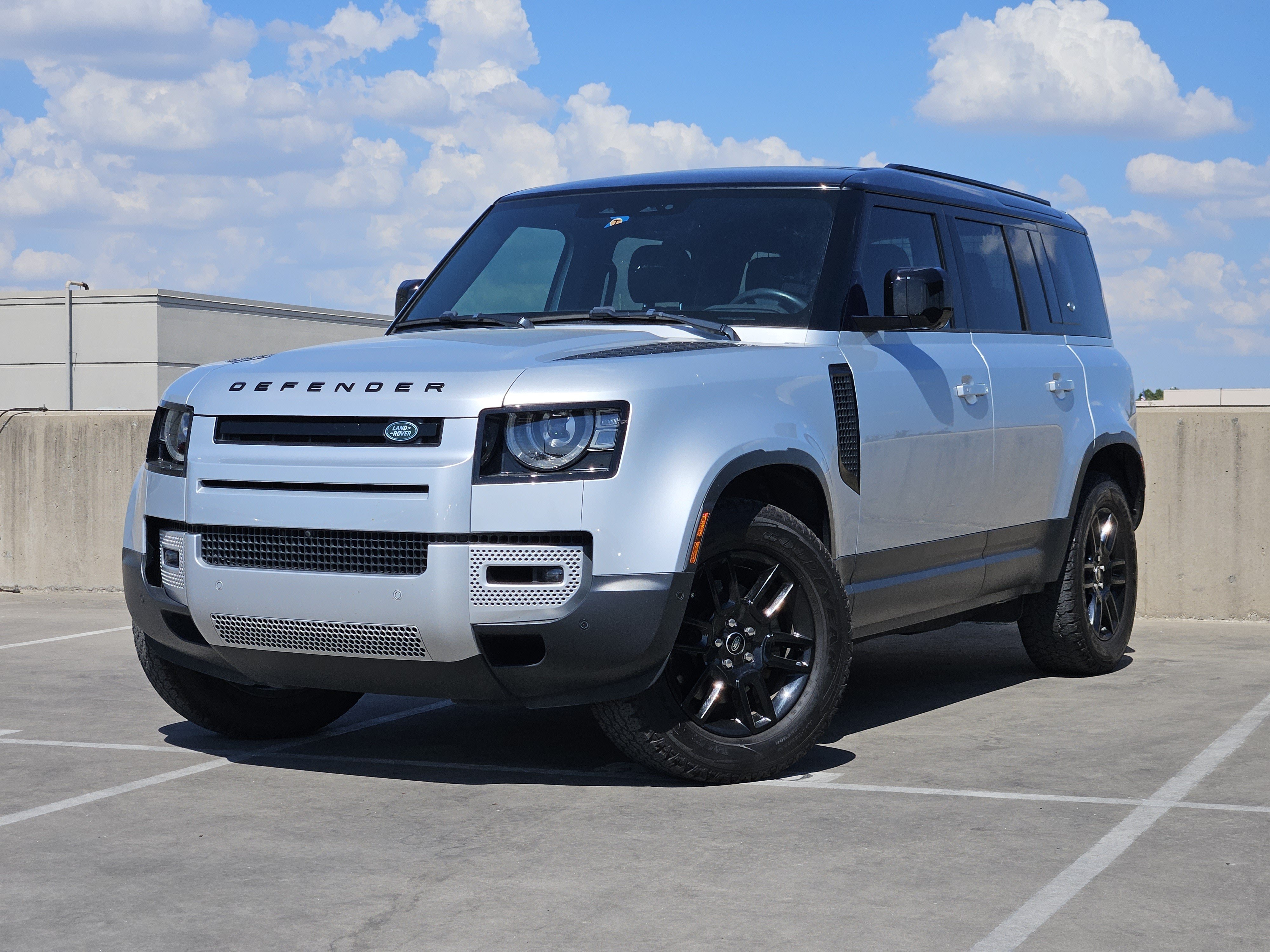 Used 2023 Land Rover Defender 110 S AWD/4WD image 1