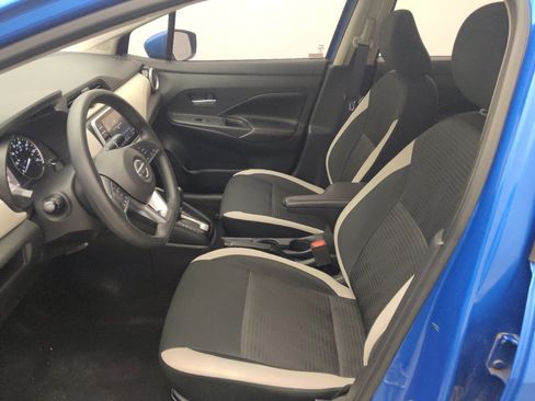Used 2020 Nissan Versa SV FWD image 17