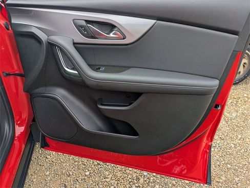 New 2026 Chevrolet Blazer LT w/ Convenience Package image 33