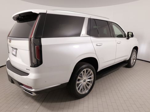 Used 2023 Cadillac Escalade Premium Luxury w/ LPO, Floor Liner Package AWD/4WD image 12