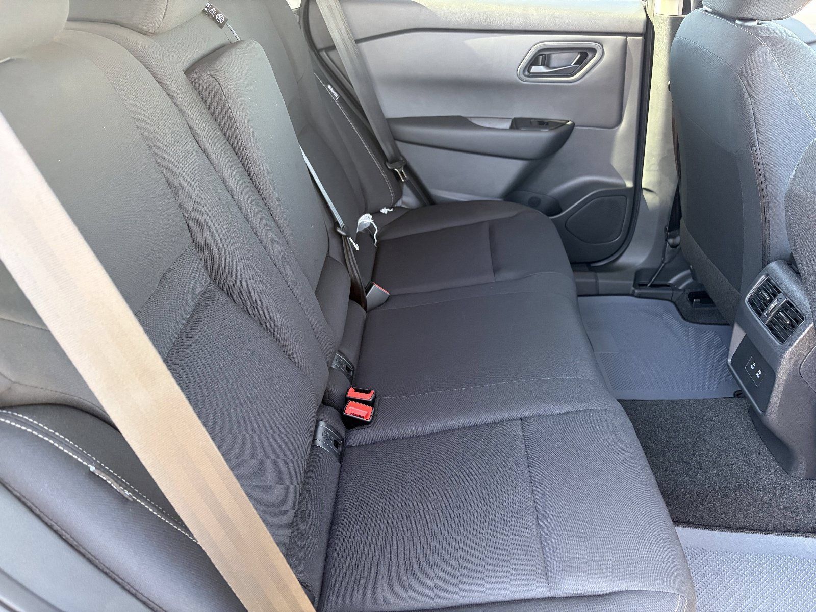 New 2026 Nissan Rogue S FWD image 15