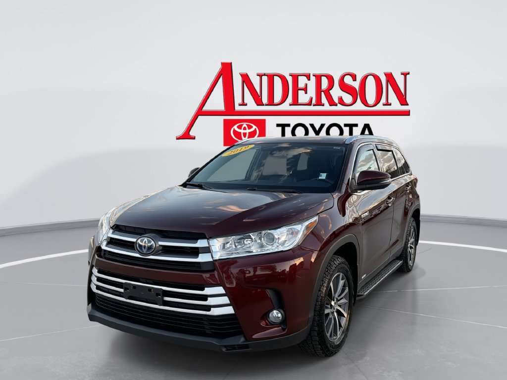Used 2019 Toyota Highlander XLE AWD/4WD image 1