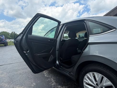 Used 2020 Volkswagen Jetta S FWD image 17