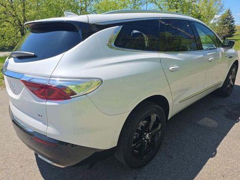 Used 2024 Buick Enclave Essence w/ Experience Buick Package AWD/4WD image 5