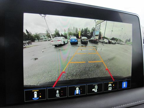 Used 2023 Chevrolet Tahoe Z71 w/ Off-Road Capability Package image 26