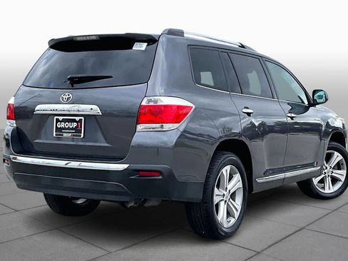 Used 2012 Toyota Highlander Limited image 12