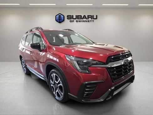 Used 2024 Subaru Ascent Limited image 6