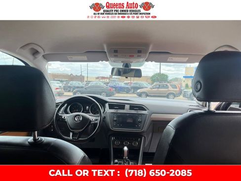 Used 2018 Volkswagen Tiguan SE image 20