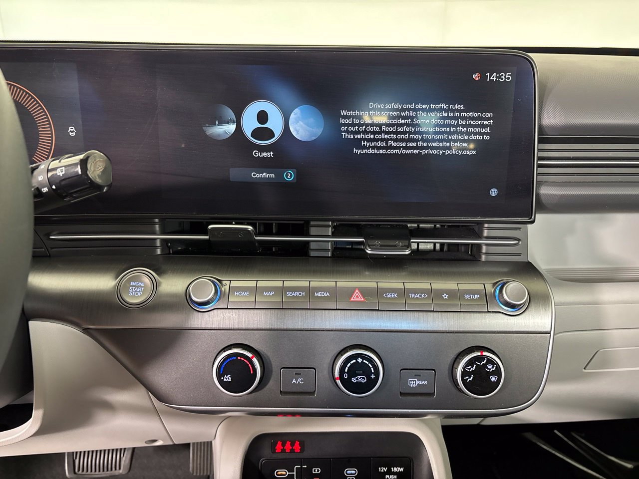 Used 2024 Hyundai Kona SE AWD/4WD image 17