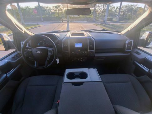 Used 2018 Ford F150 XLT w/ XTR Package image 8