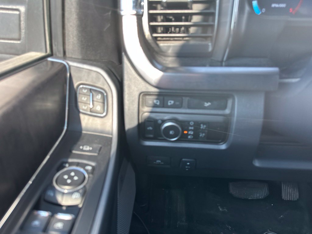 Certified 2024 Ford F250 Lariat w/ Sport Appearance Package AWD/4WD image 32