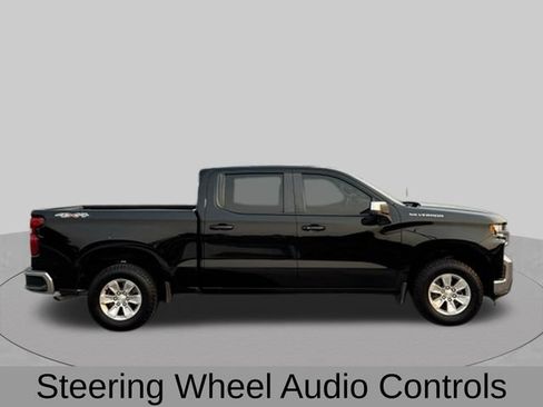 Used 2021 Chevrolet Silverado 1500 LT AWD/4WD image 9