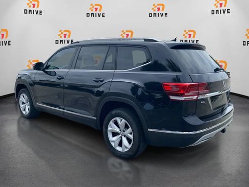 Used 2018 Volkswagen Atlas SEL FWD image 3