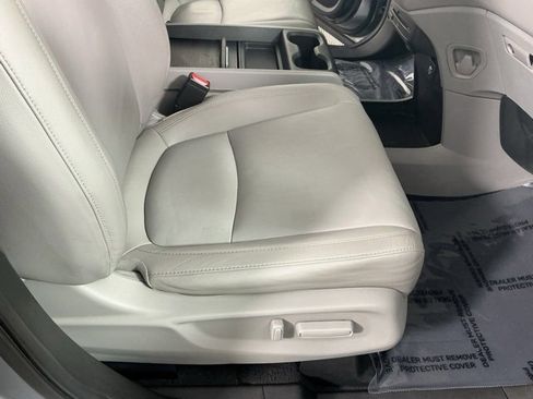 Used 2018 Honda Odyssey EX-L image 14